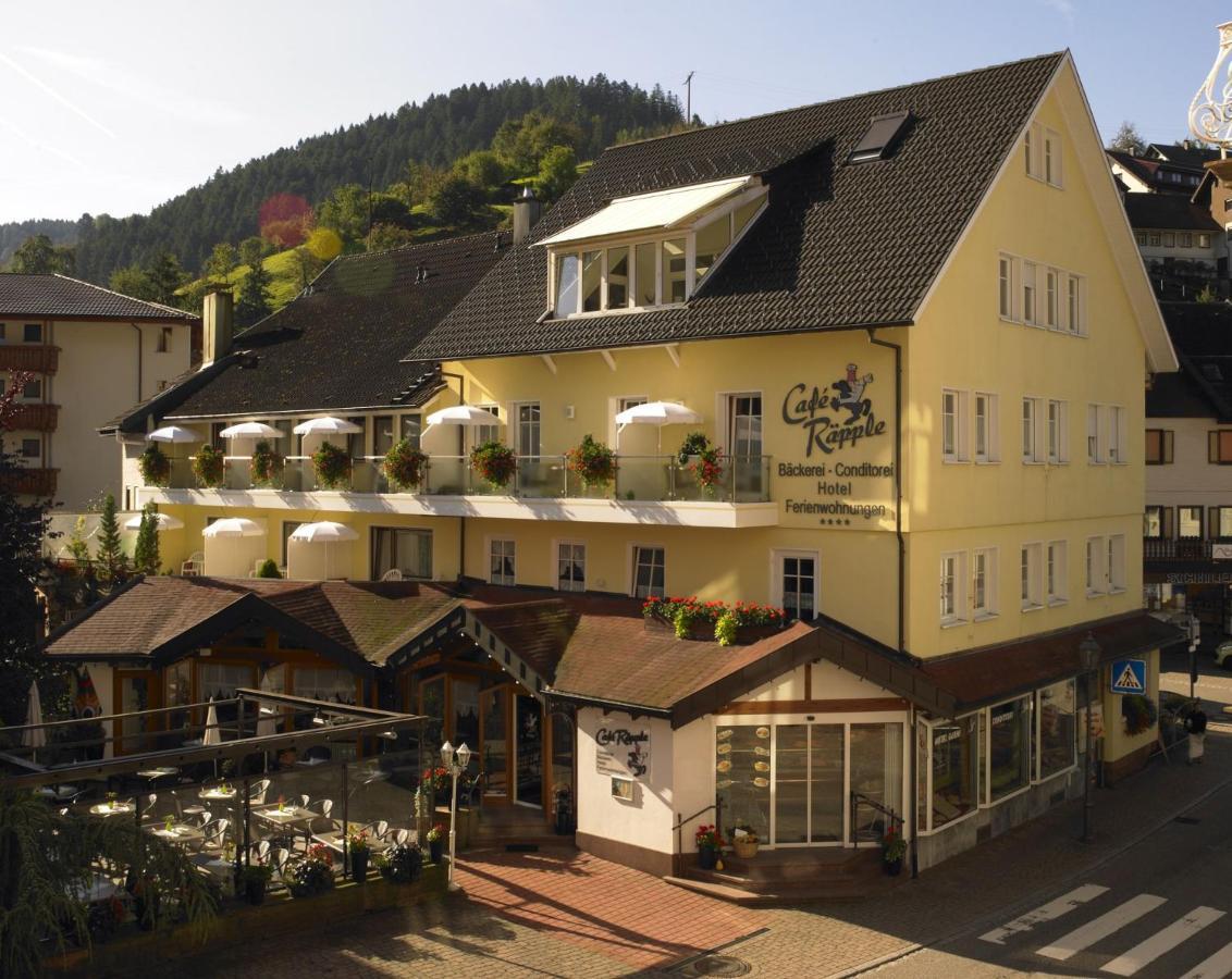 Hotel Garni Cafe Raepple Бад Петерстал-Грисбах Екстериор снимка