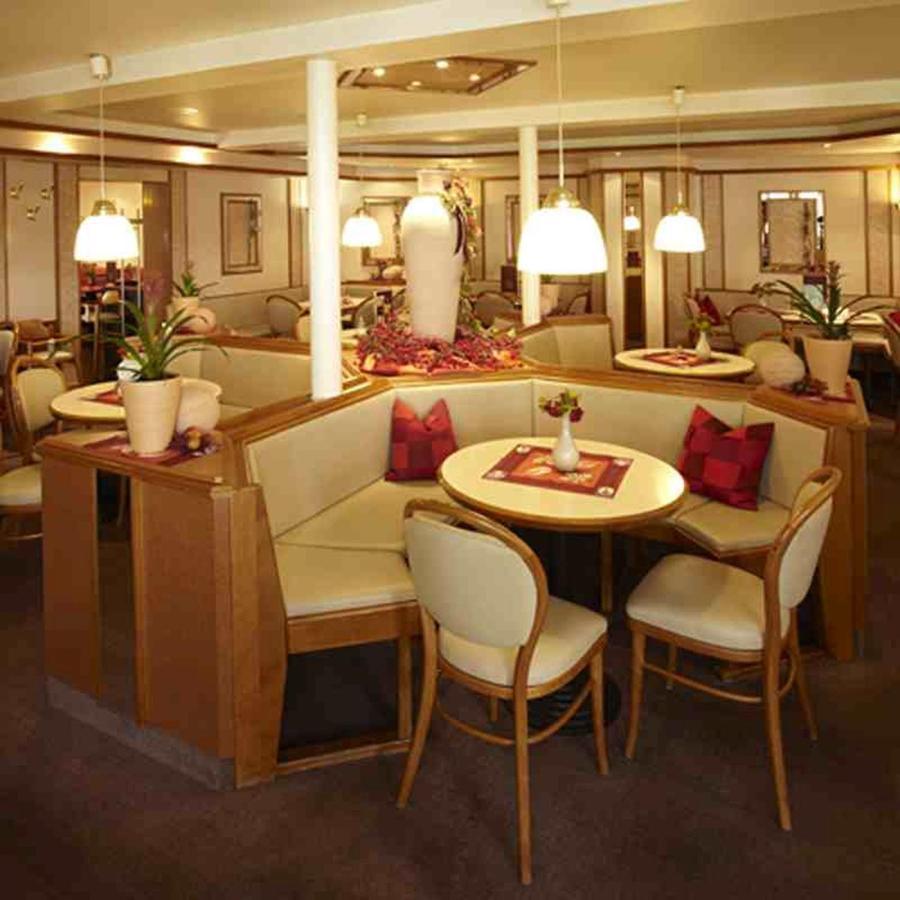 Hotel Garni Cafe Raepple Бад Петерстал-Грисбах Екстериор снимка