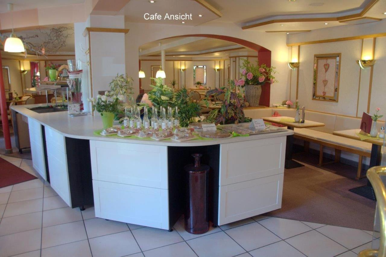 Hotel Garni Cafe Raepple Бад Петерстал-Грисбах Екстериор снимка