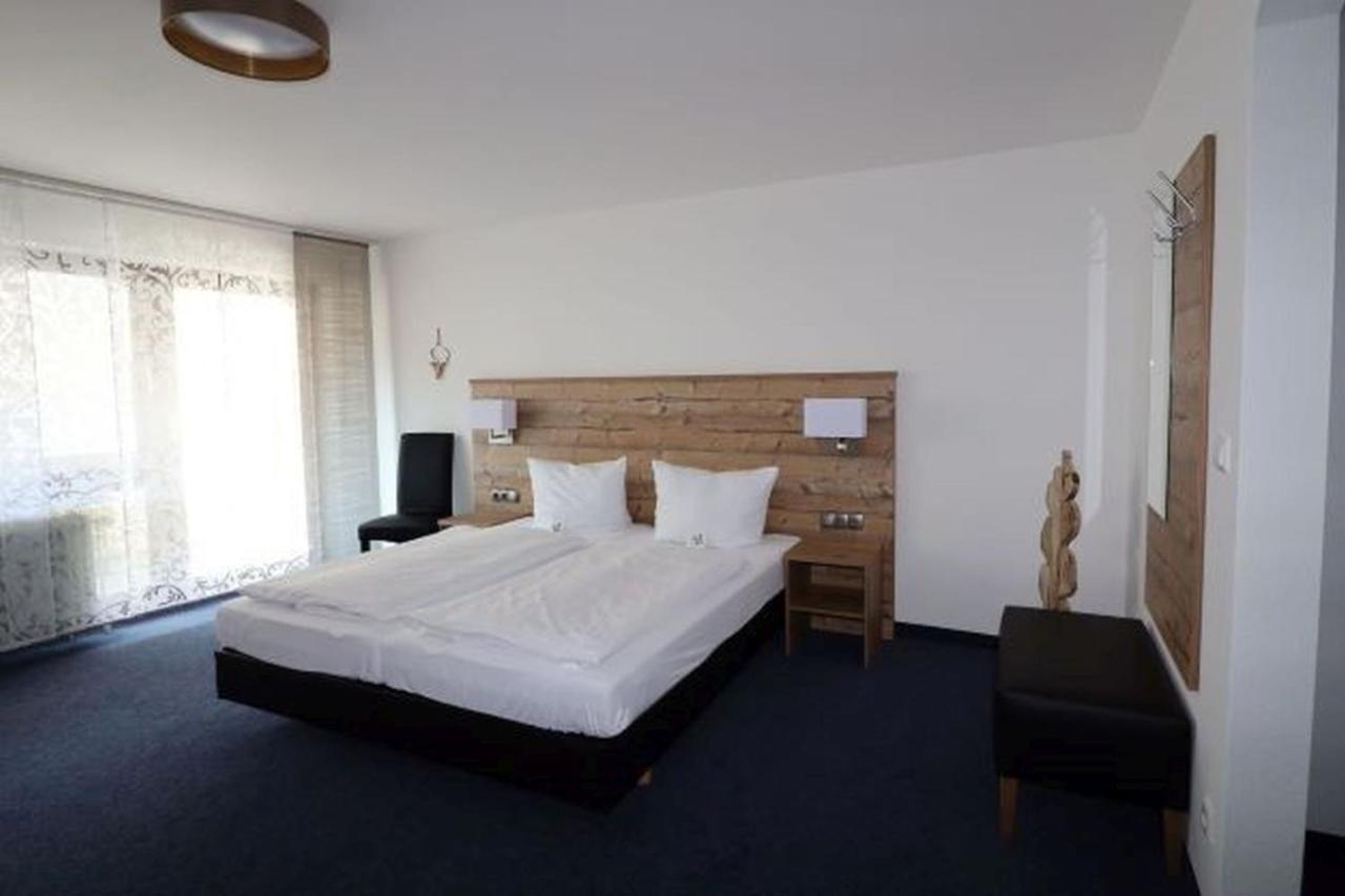 Hotel Garni Cafe Raepple Бад Петерстал-Грисбах Екстериор снимка