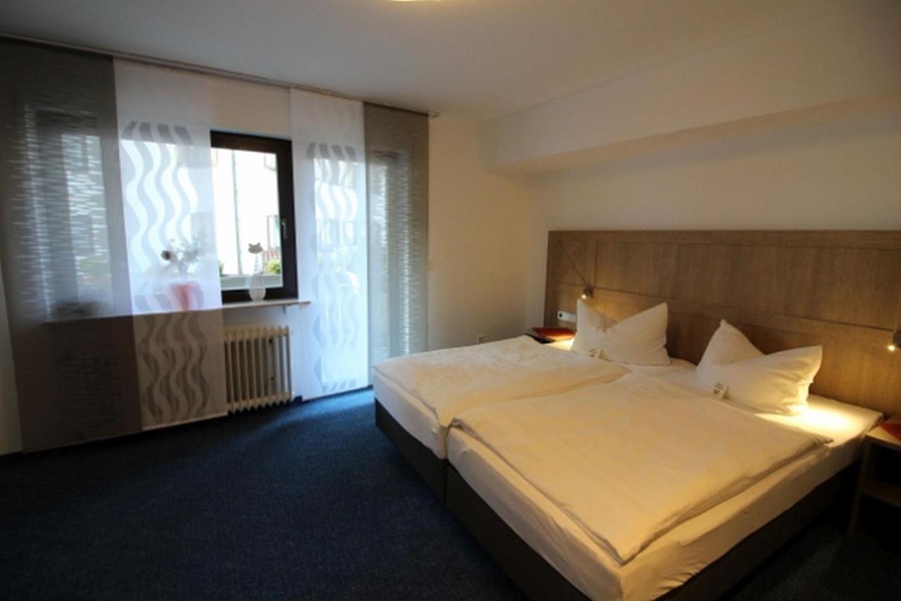 Hotel Garni Cafe Raepple Бад Петерстал-Грисбах Екстериор снимка